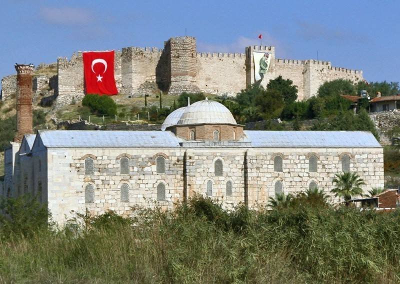 İsabey Camii
