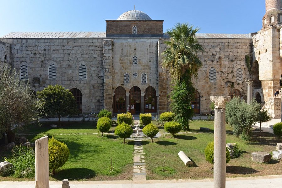 İsabey Camii